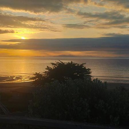 Sunset On Raumati Apartment Paraparaumu Exterior photo